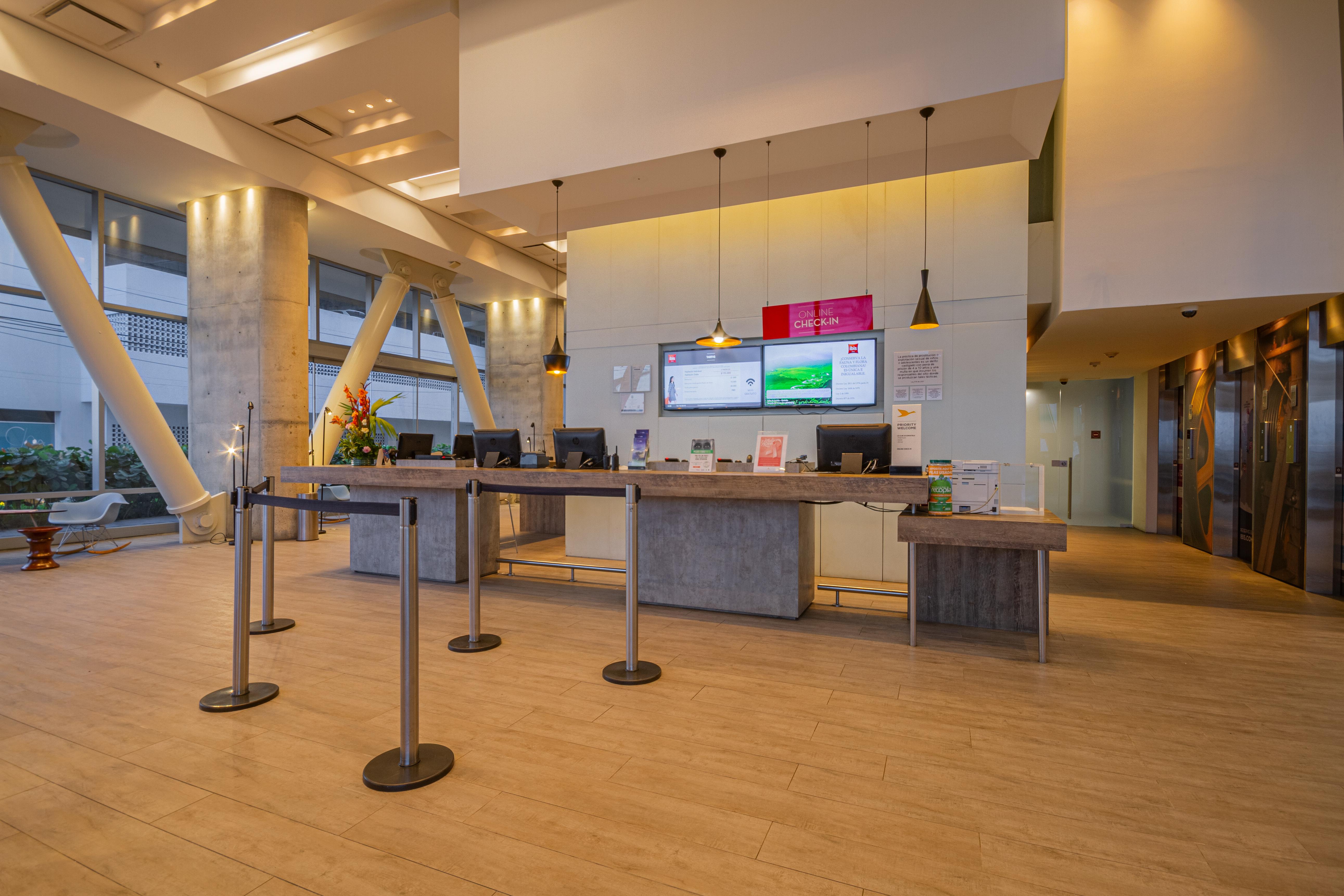 Ibis Cartagena Marbella Hotell Eksteriør bilde